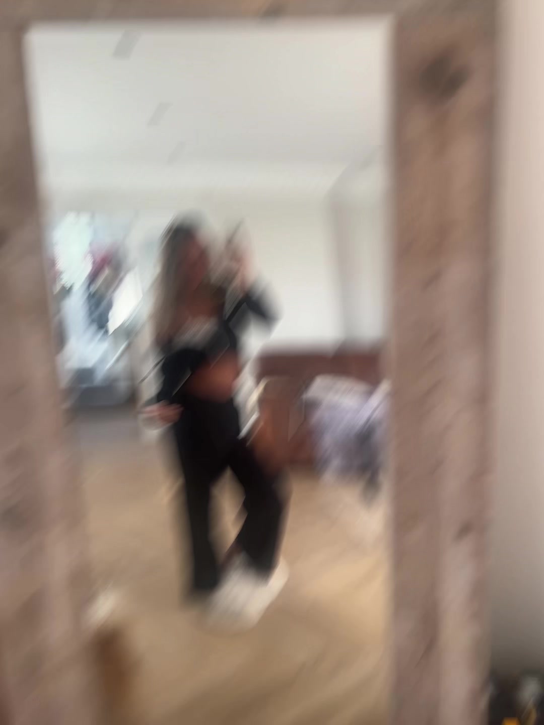 @xlilyxjox