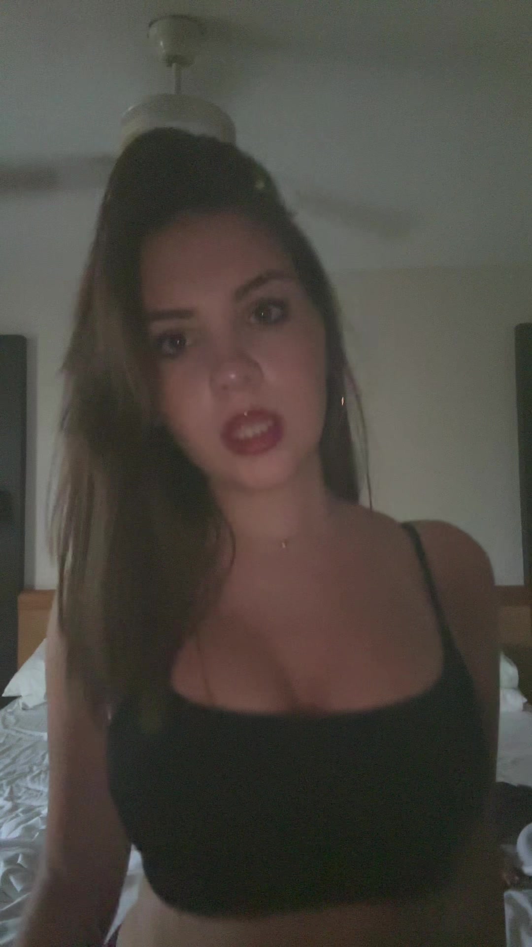 @livvi_jones_