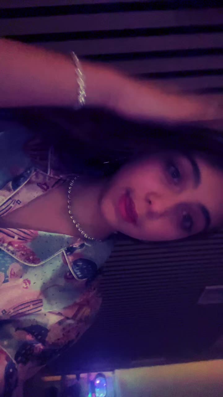 @𝐝𝐞𝐧𝐢𝐢𝐬𝐚𝐚