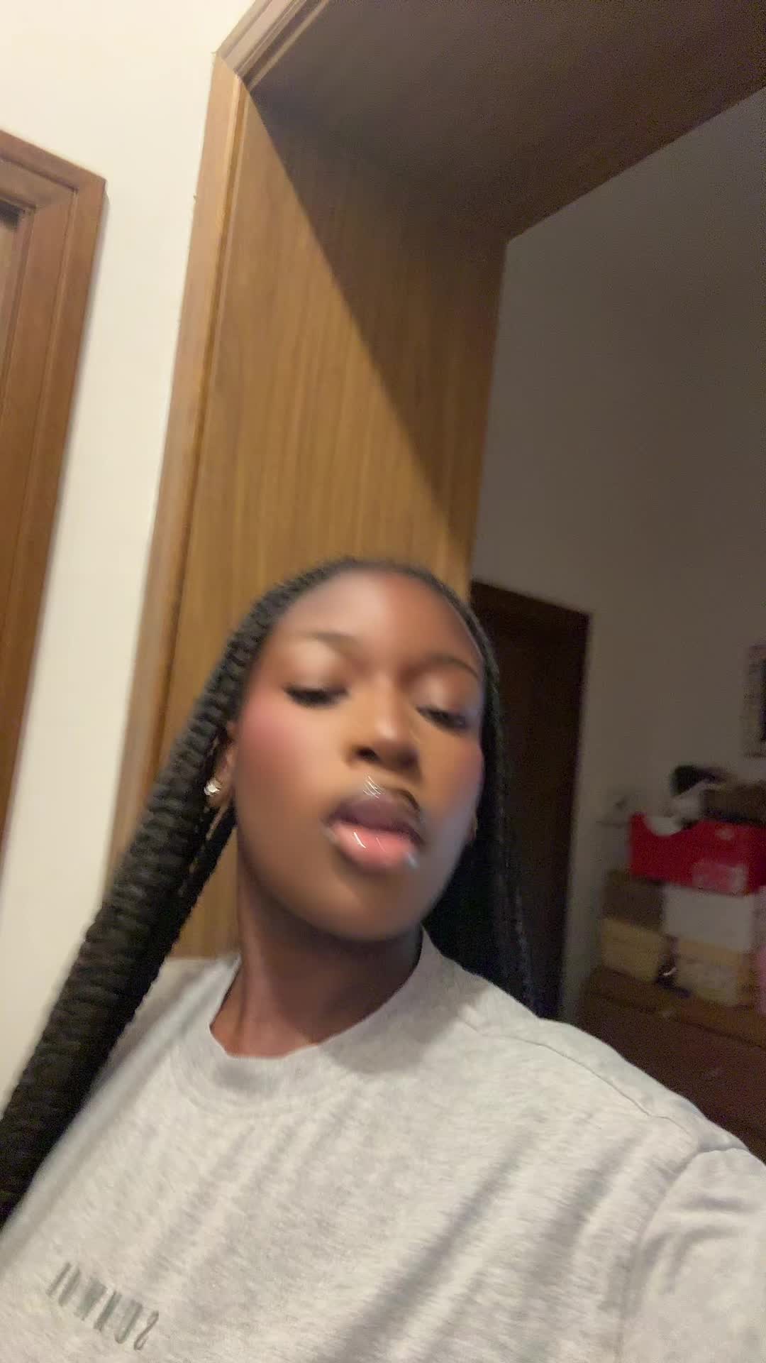 @yourfavvnigerianbabe