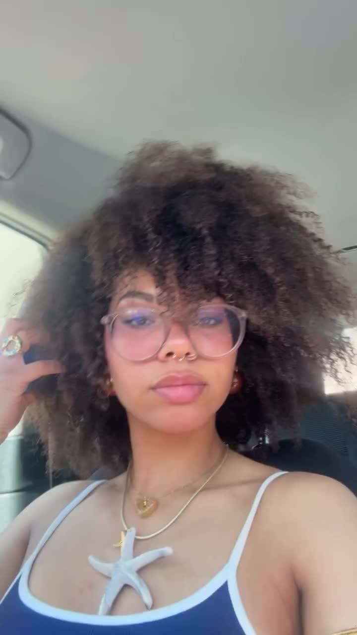 @shaniakraemer