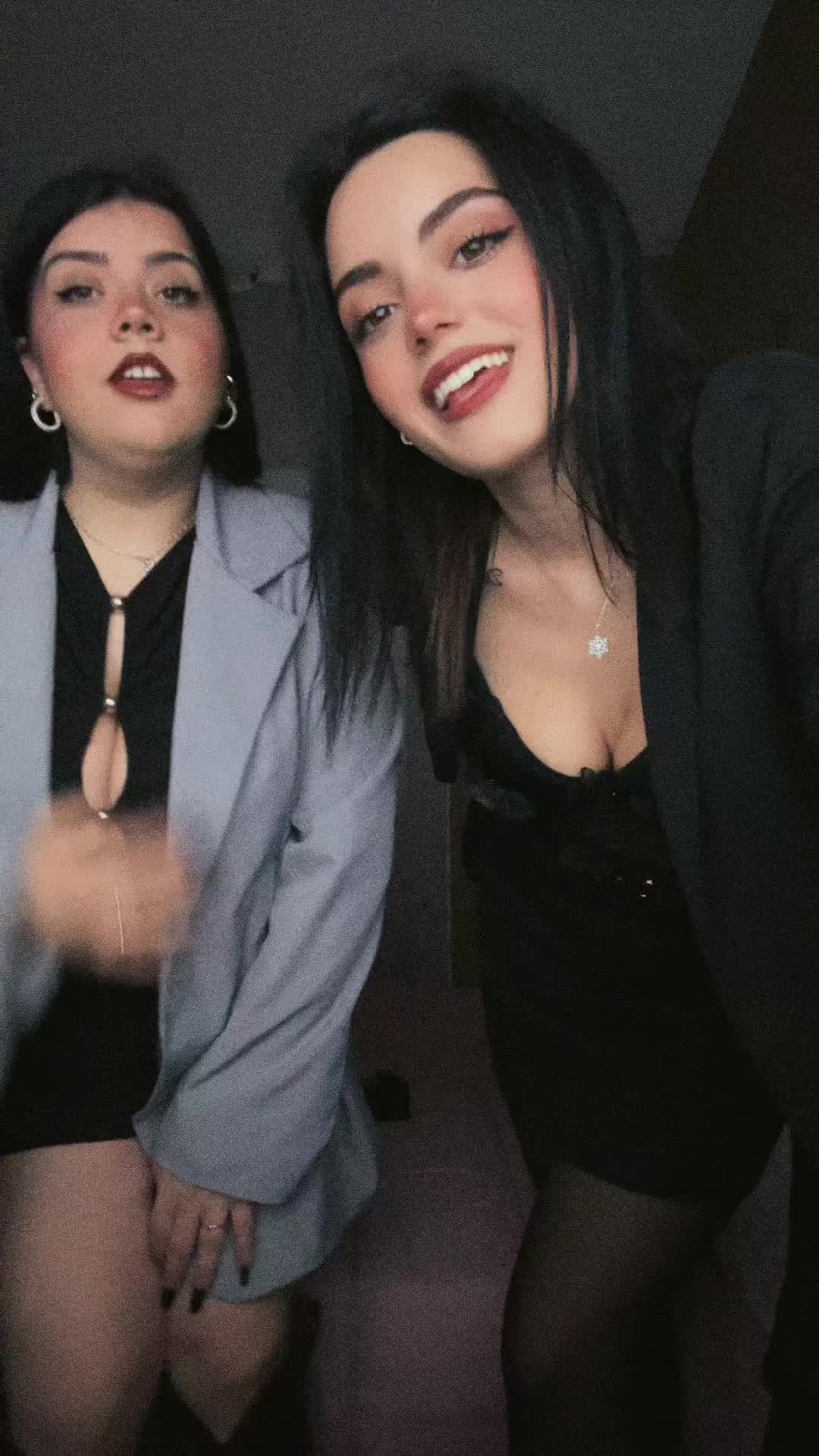 @MoonLovers