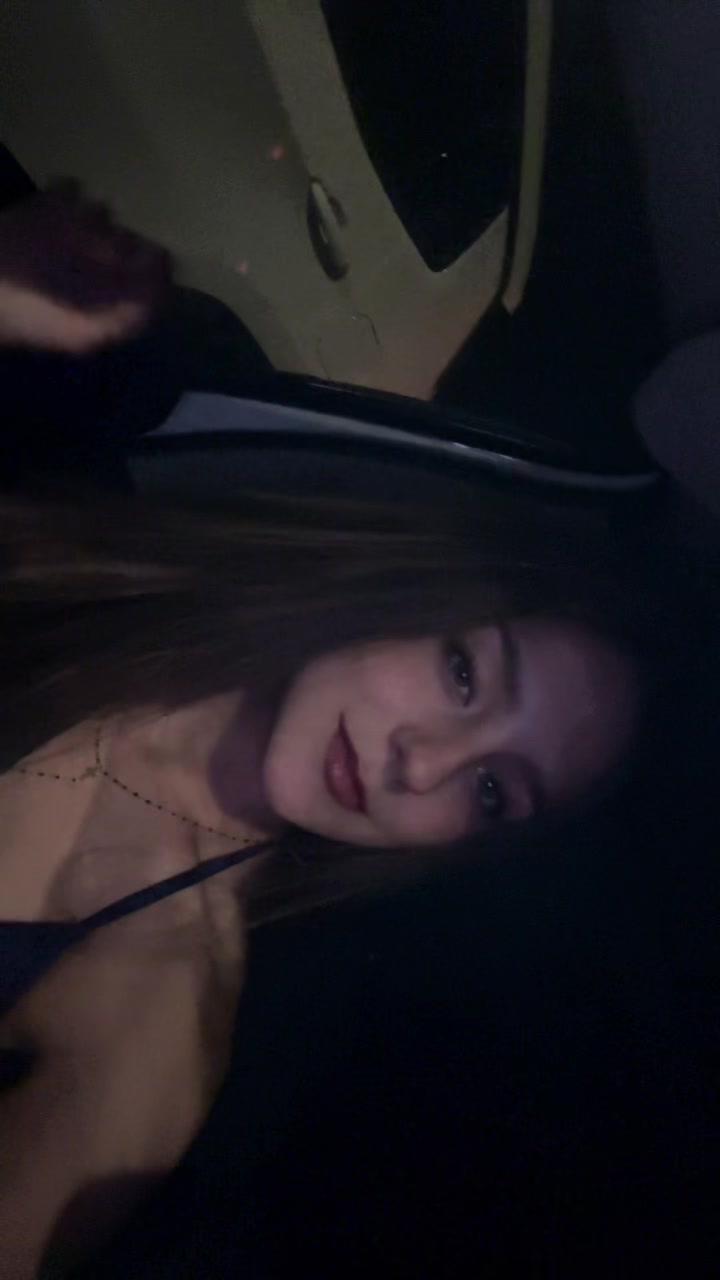@lauraapinedaa