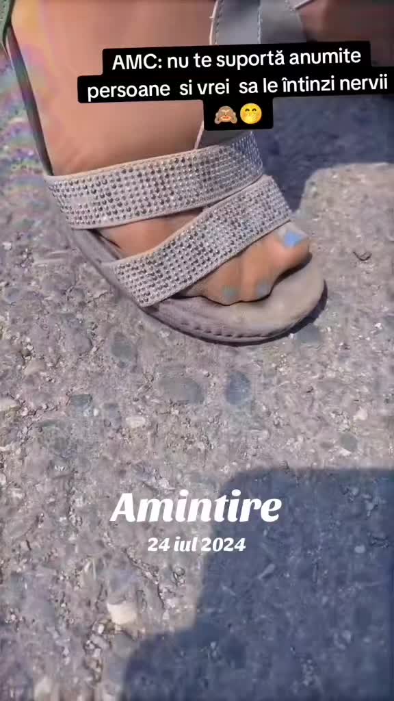 @Elena Liliana