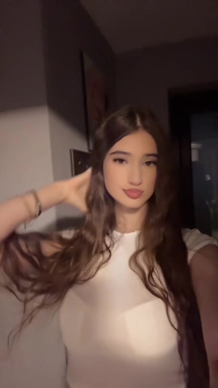 @Ianira