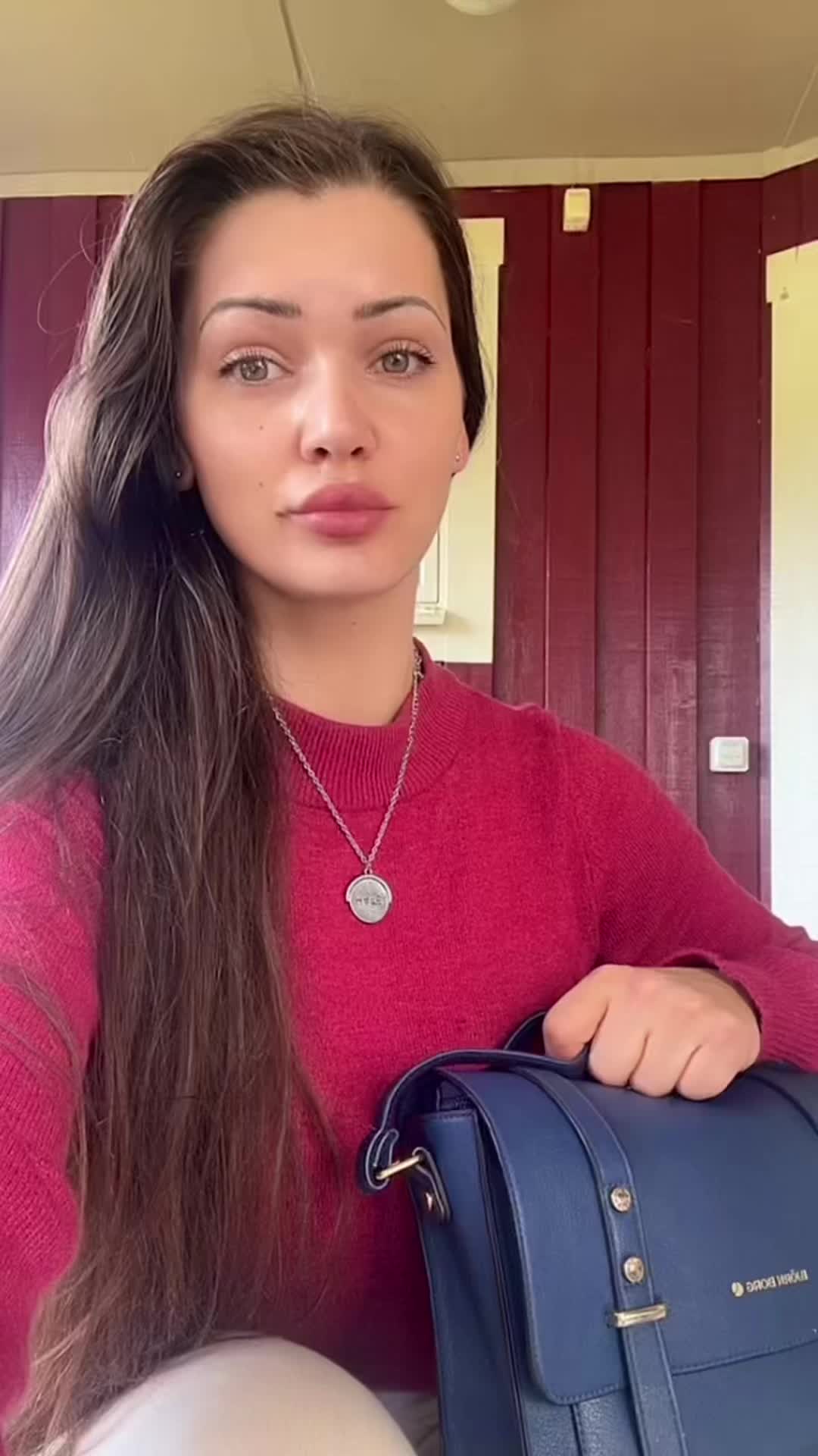 @Sara Panic