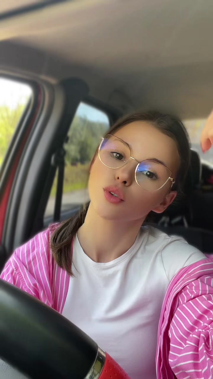 @Voichița Boboia 🍭
