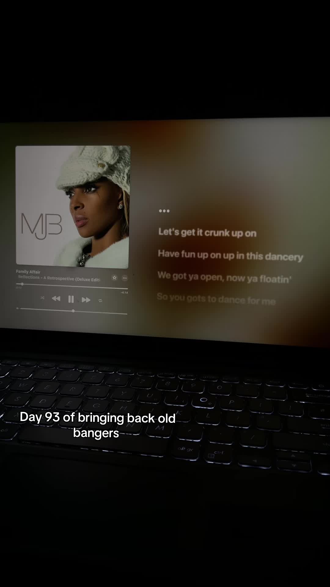 @𝐋𝐲𝐫𝐢𝐱𝐜𝐬 ➩
