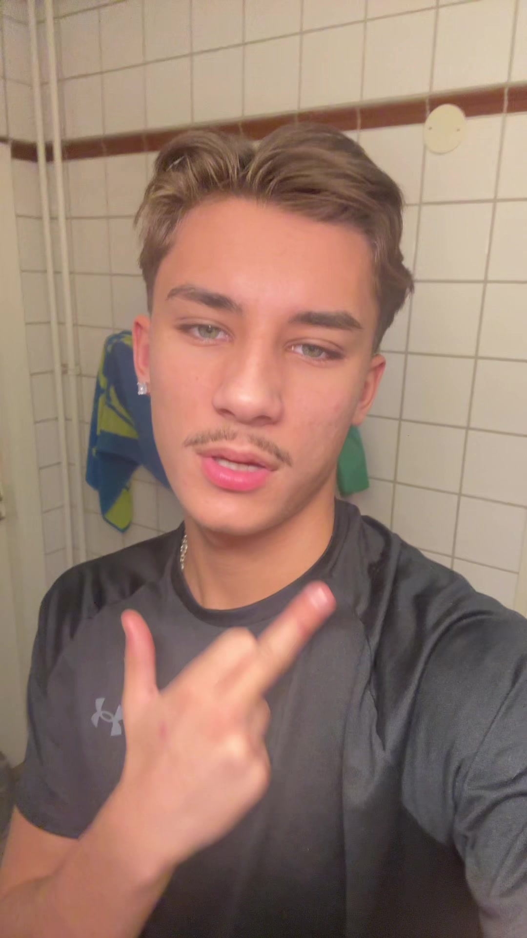 @Emilio
