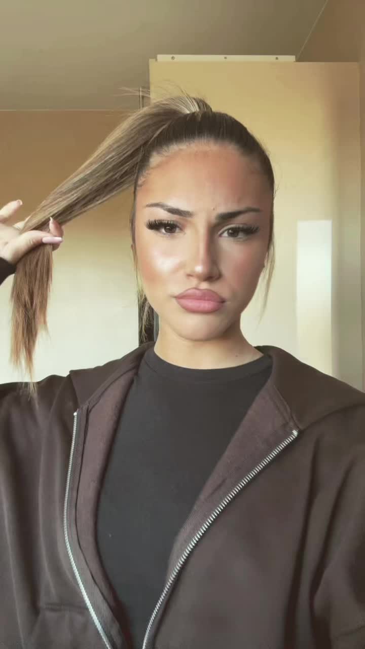 @𝐸𝐴