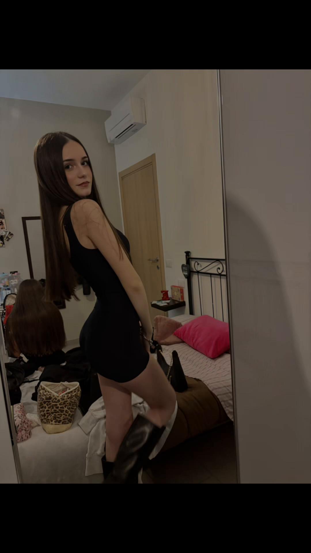 @𝐟𝐥𝐨𝐫𝐢𝐝𝐚🇦🇱