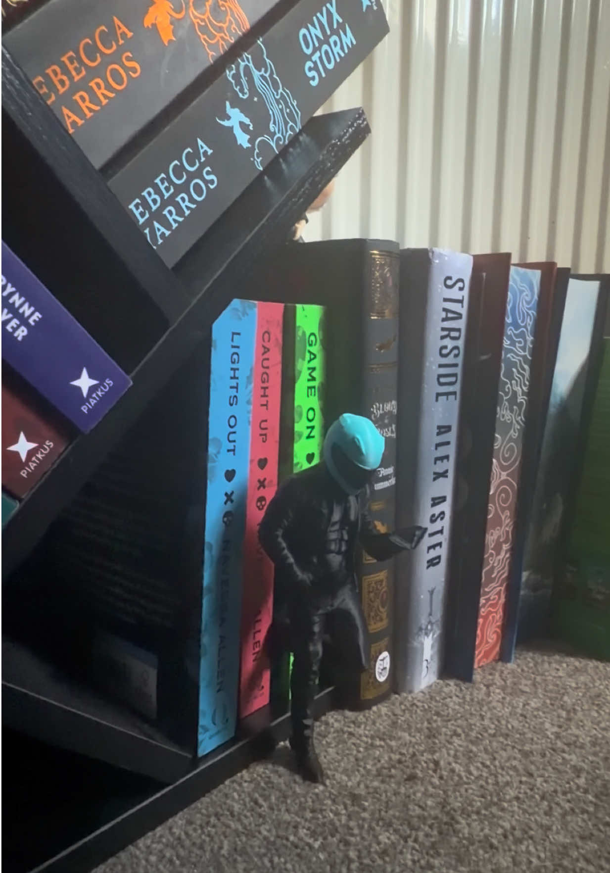 @Literal_Goff 📚🐉🗡️✨
