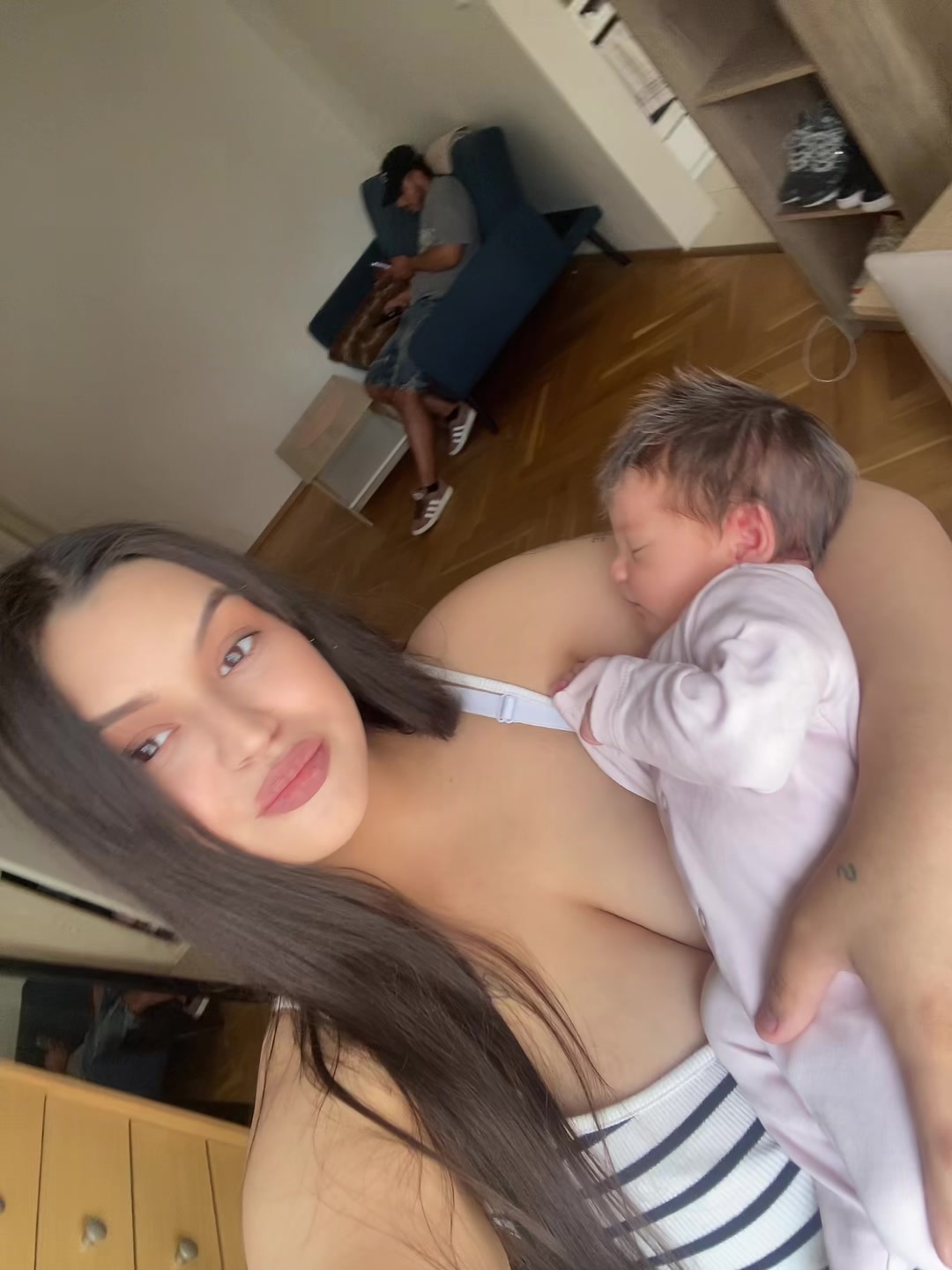 @𝓕𝓪𝓻𝓴𝓪𝓼𝓸𝓿𝓪𝓪