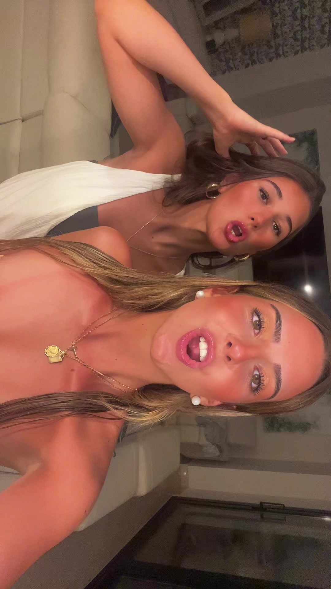 @clauudiaaz
