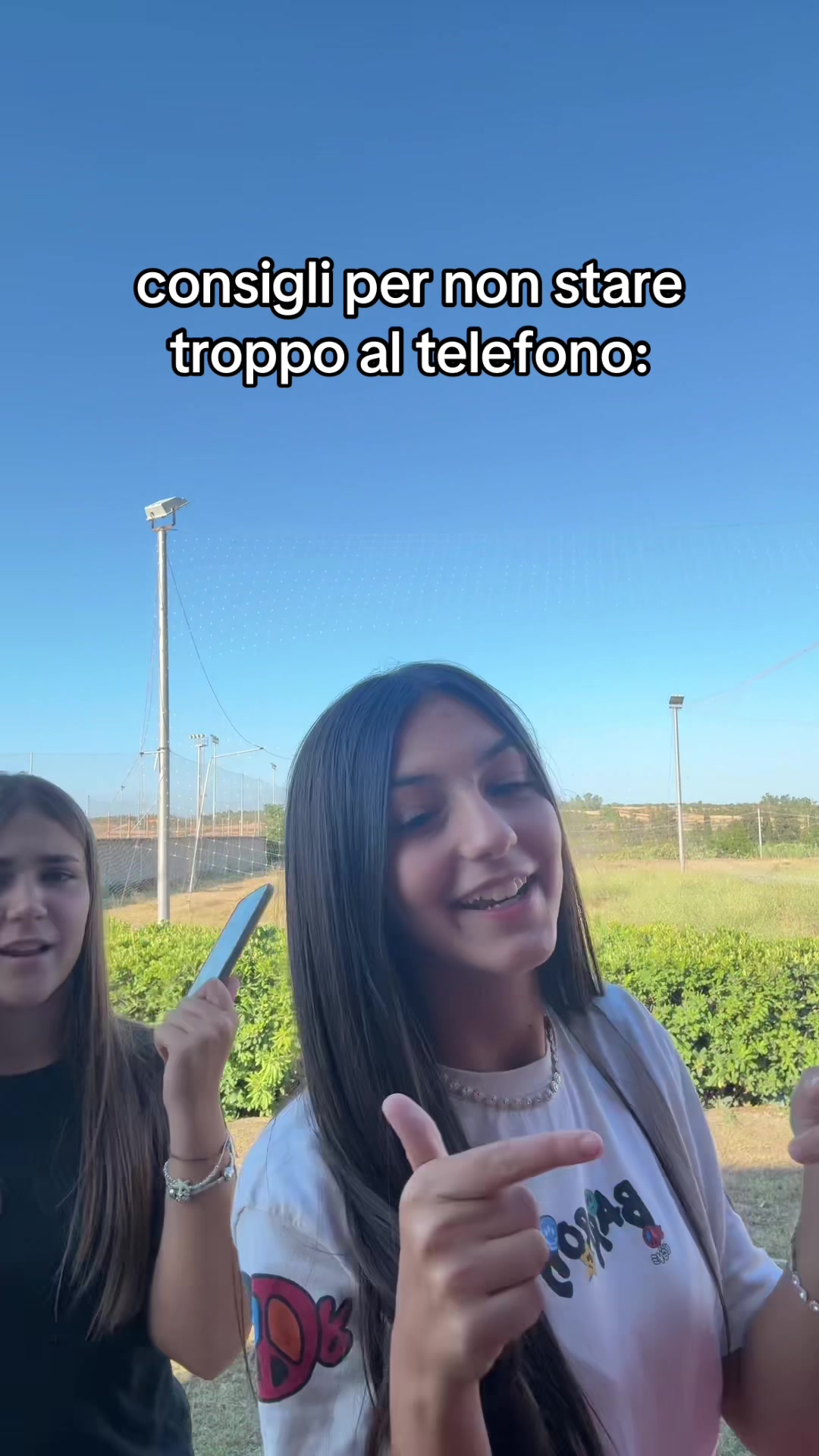 @nicoleefoiss