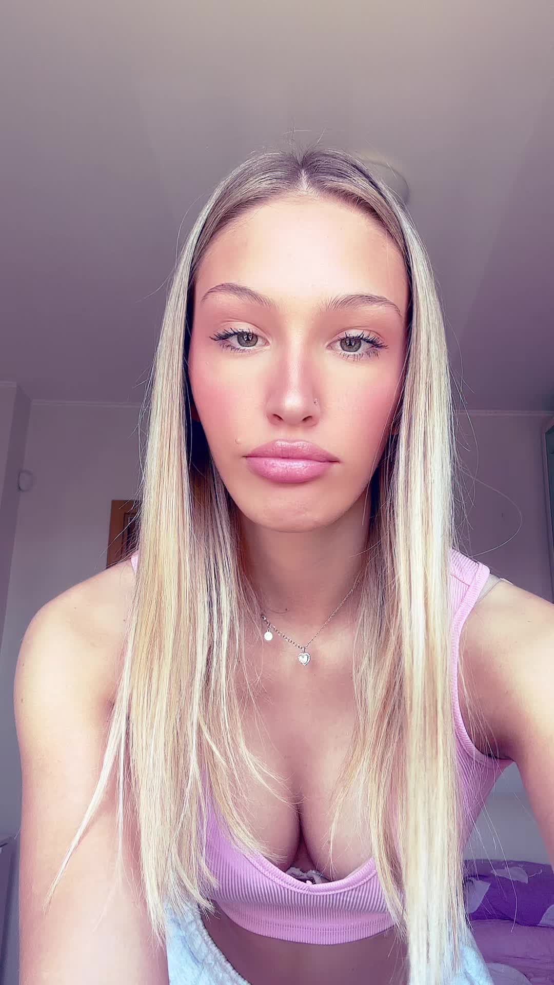 @gloria.verga