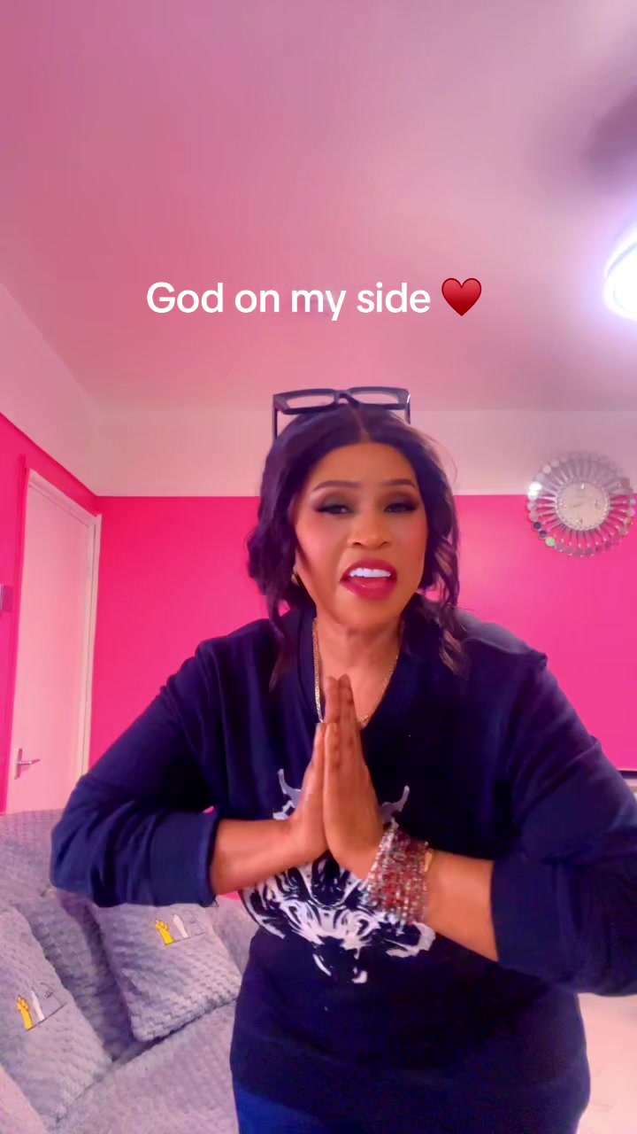 @Amina💕