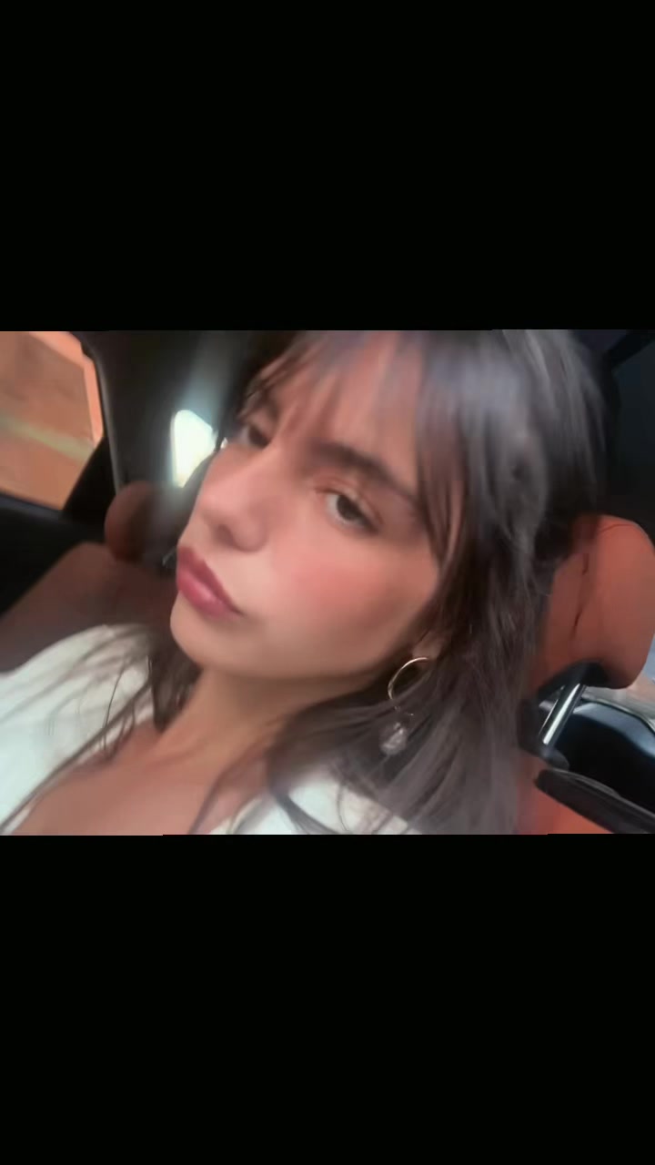 @Ella