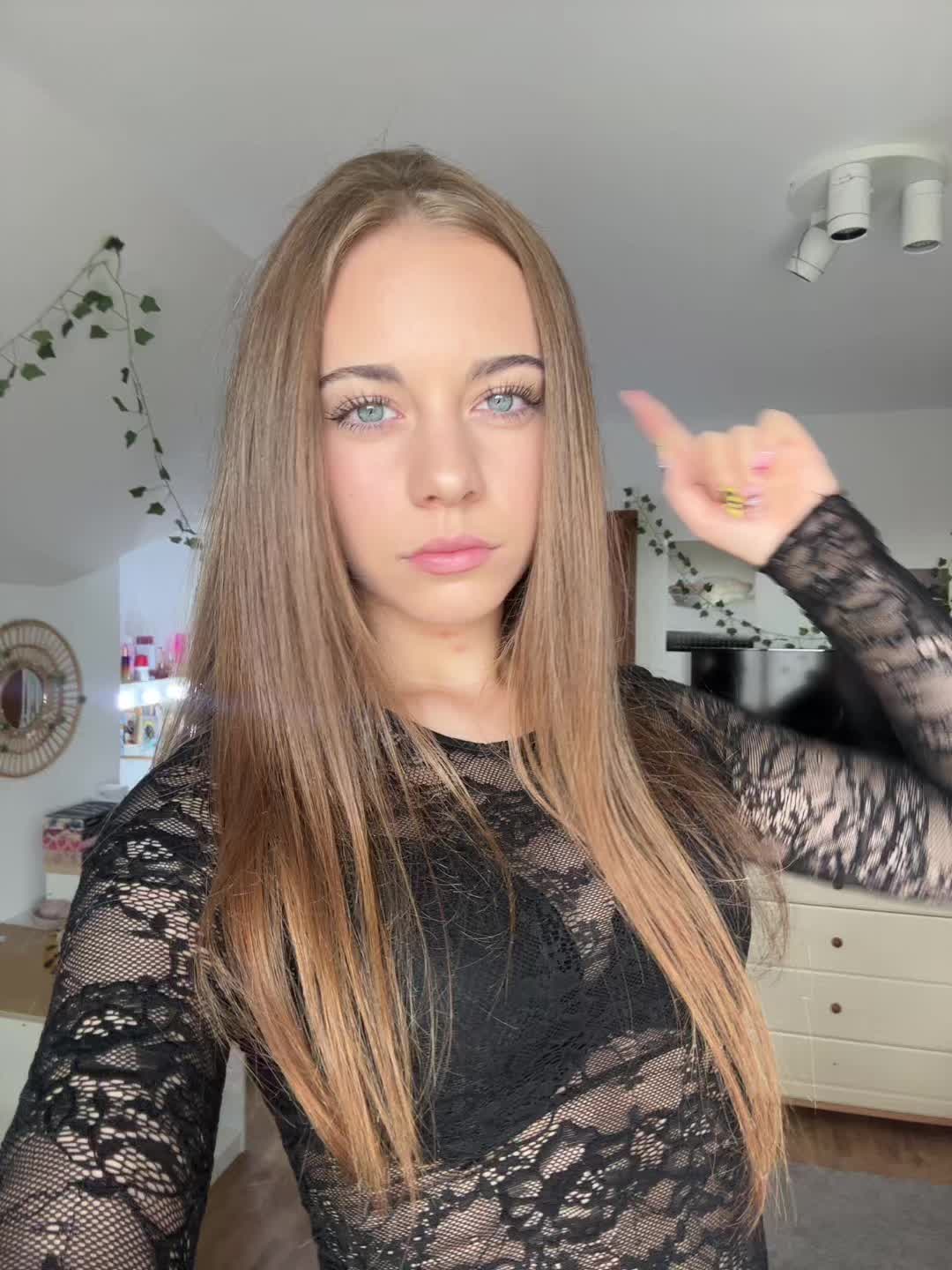 @viraaag