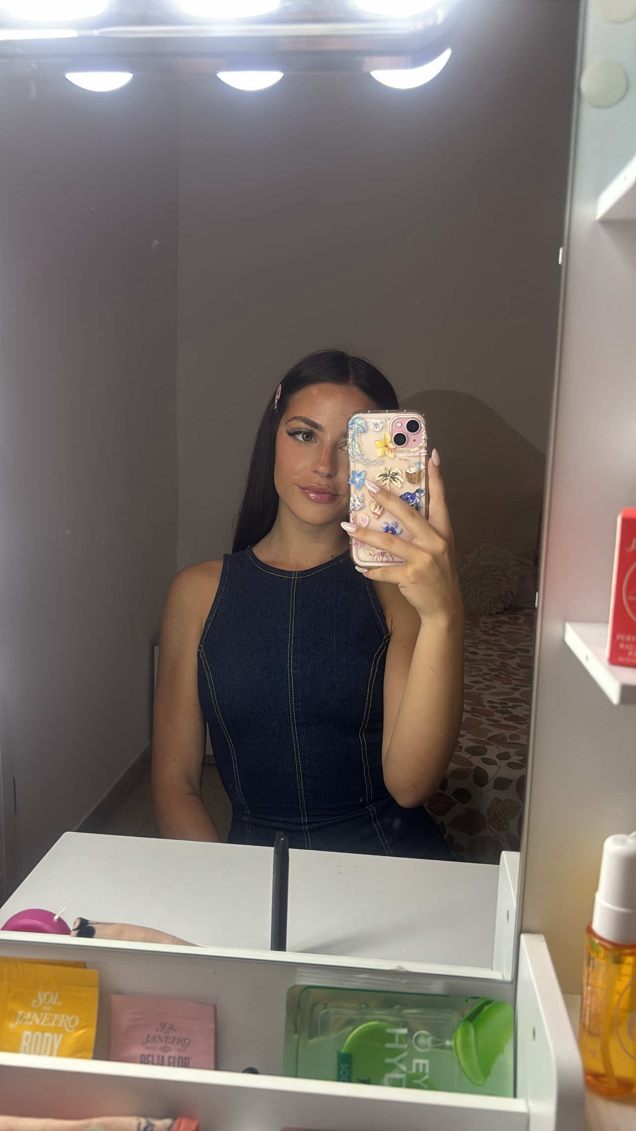 @laaurapraats