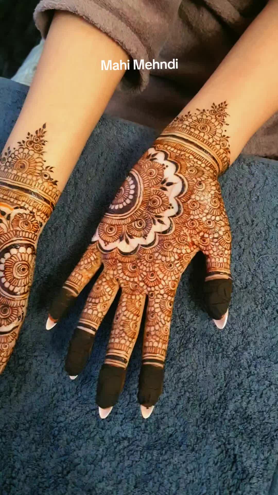 @Mahi Siddiqui