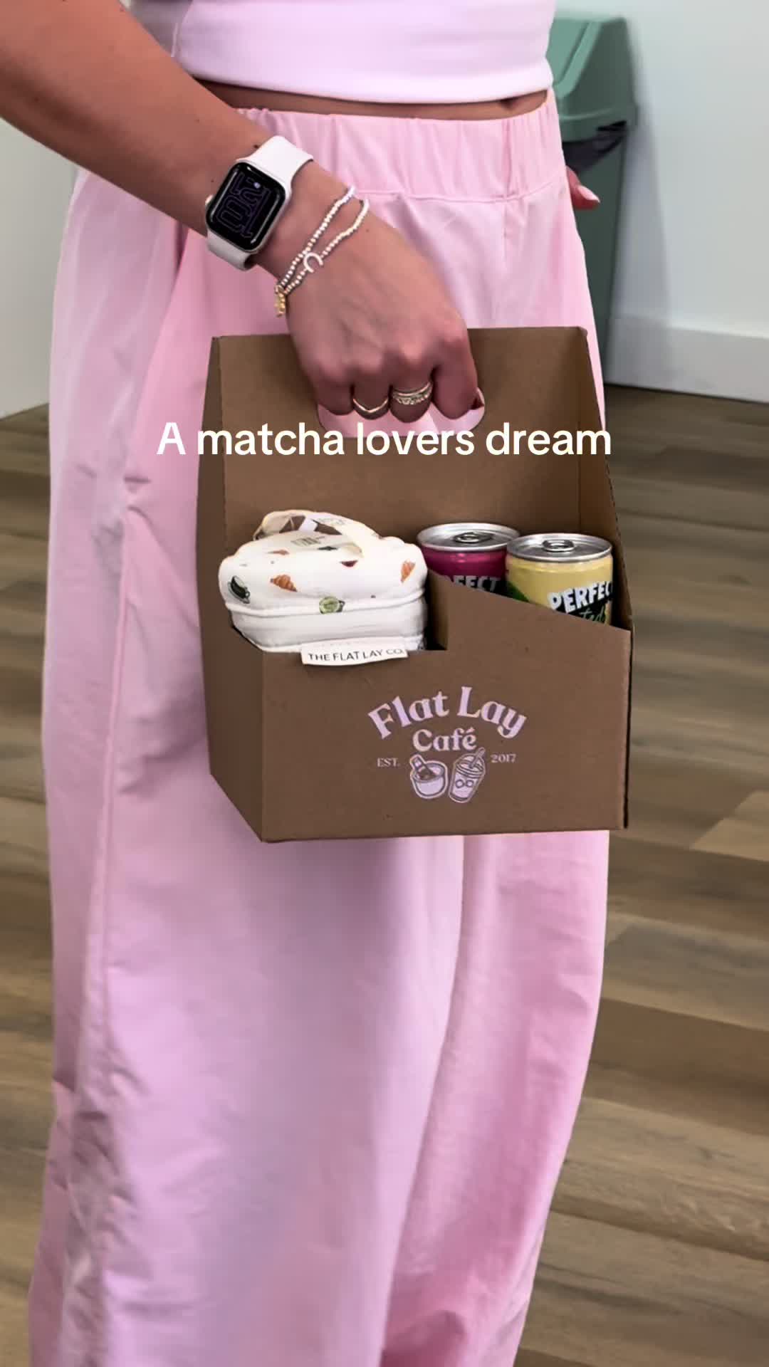 @flatlaylondon