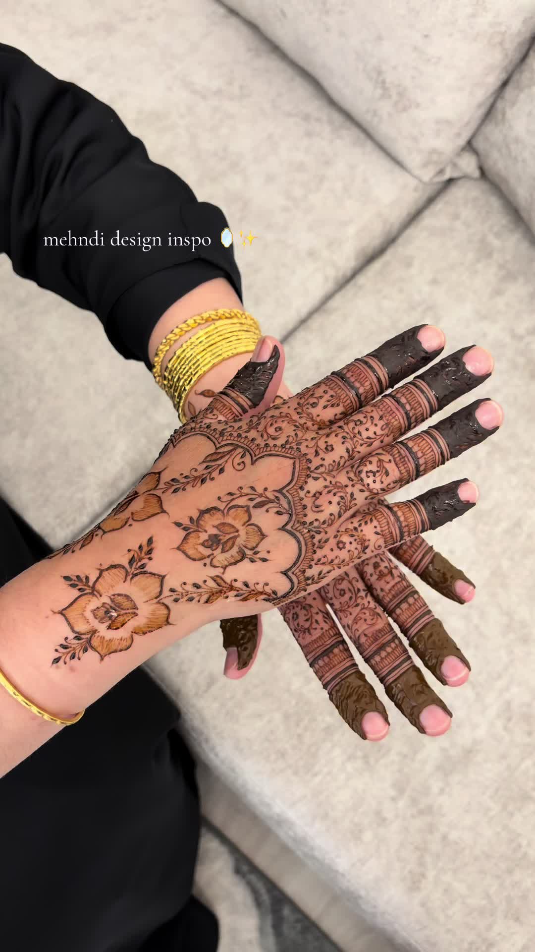 @BIRMINGHAM HENNA ARTIST