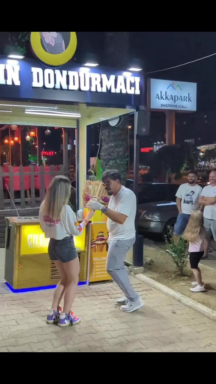 @Çilgin Dondurmaci Germany