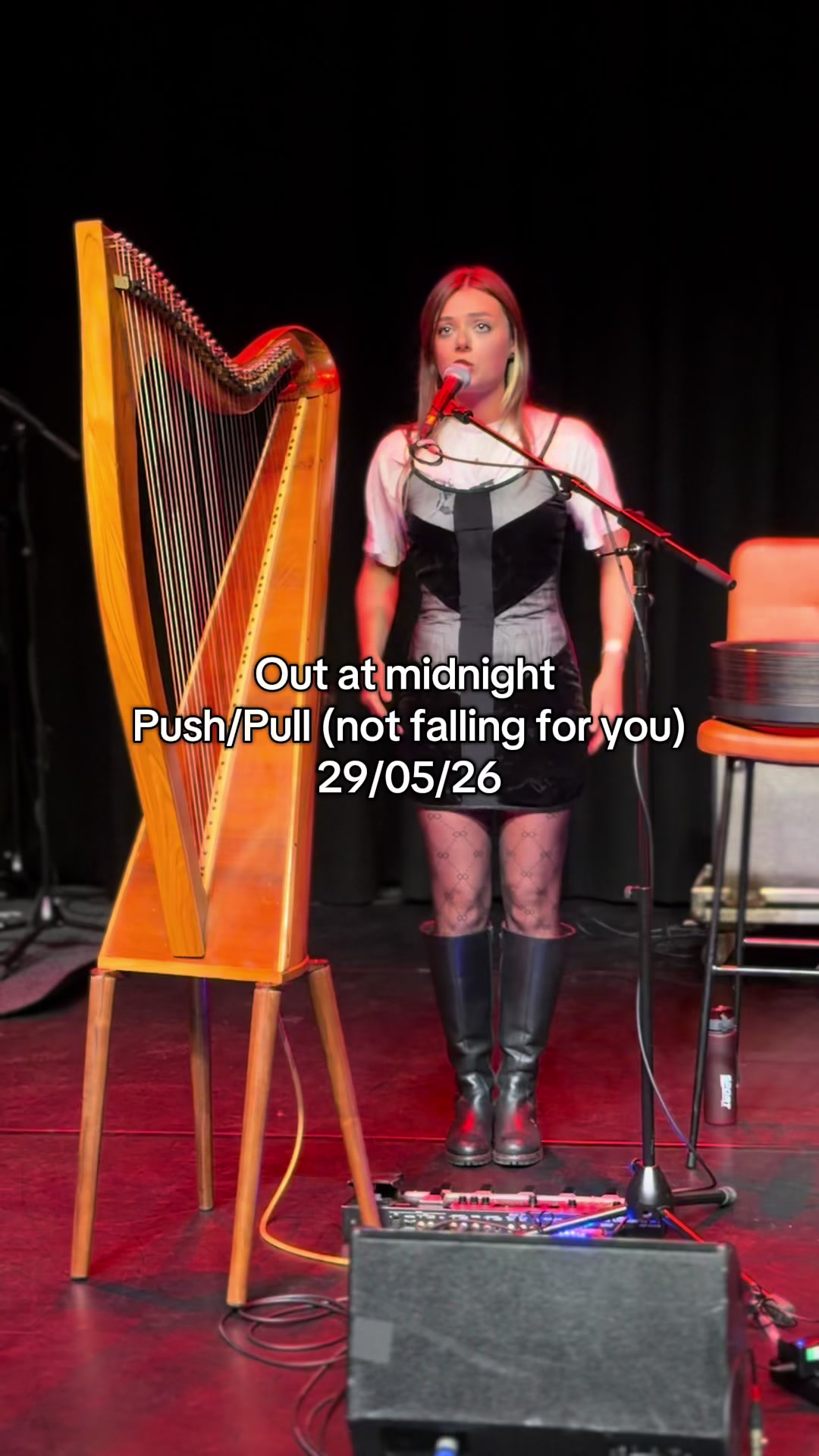 @DARA DUBH