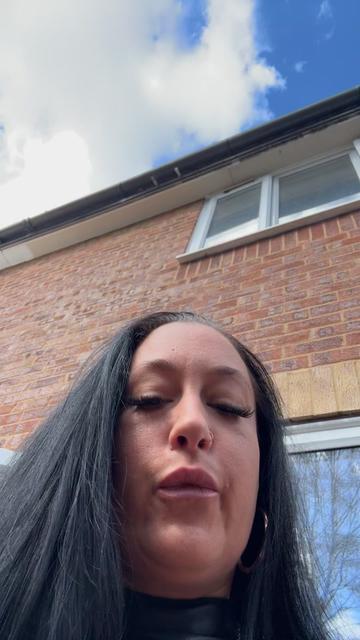 @Miss jones 💋