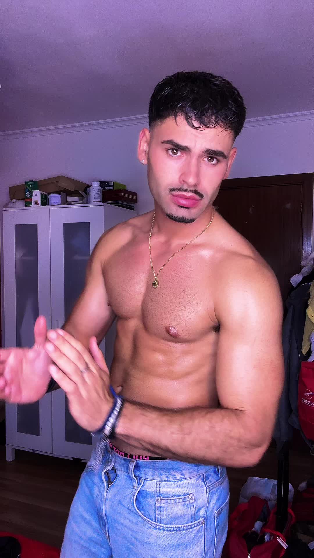 @kevinnCarrera