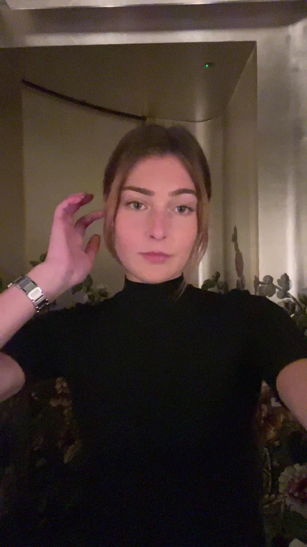 @laurethompson