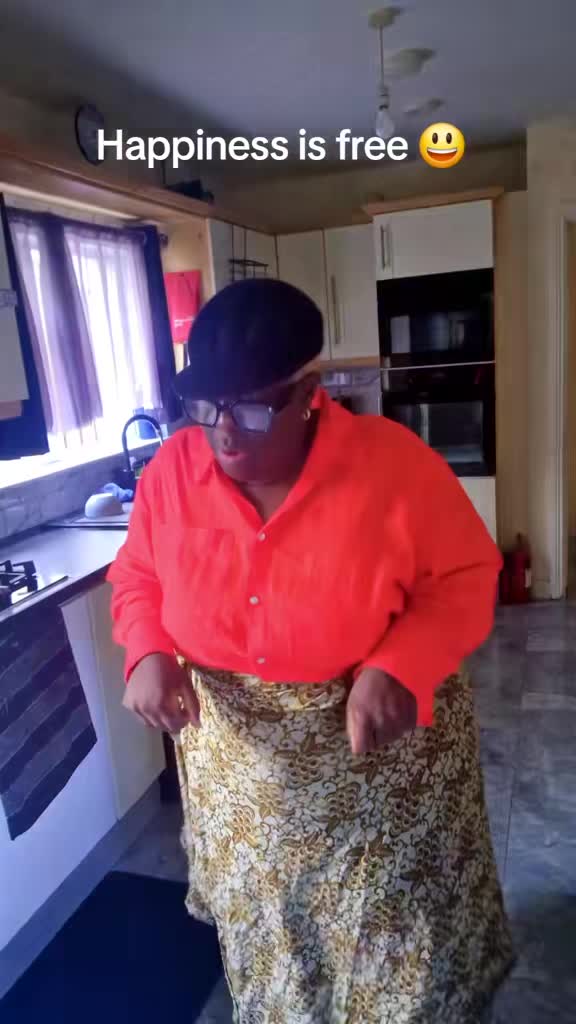 @EBONY FASHIONISTA