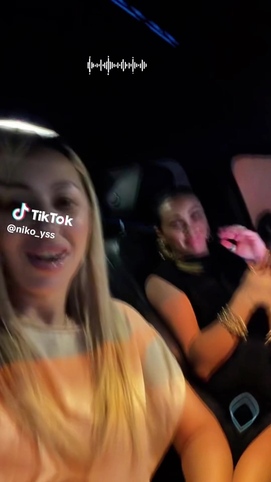 @Silvia