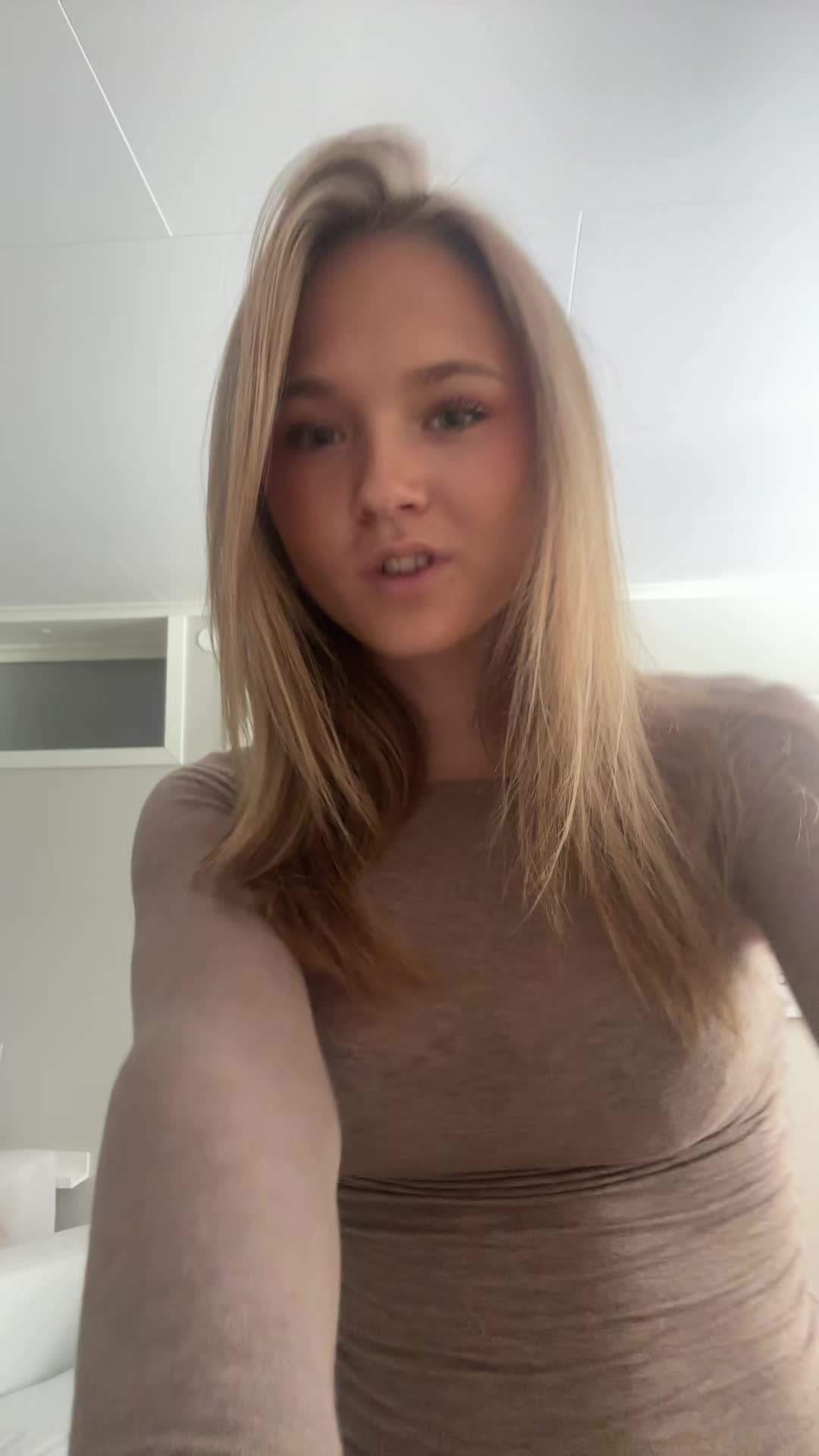 @Elle