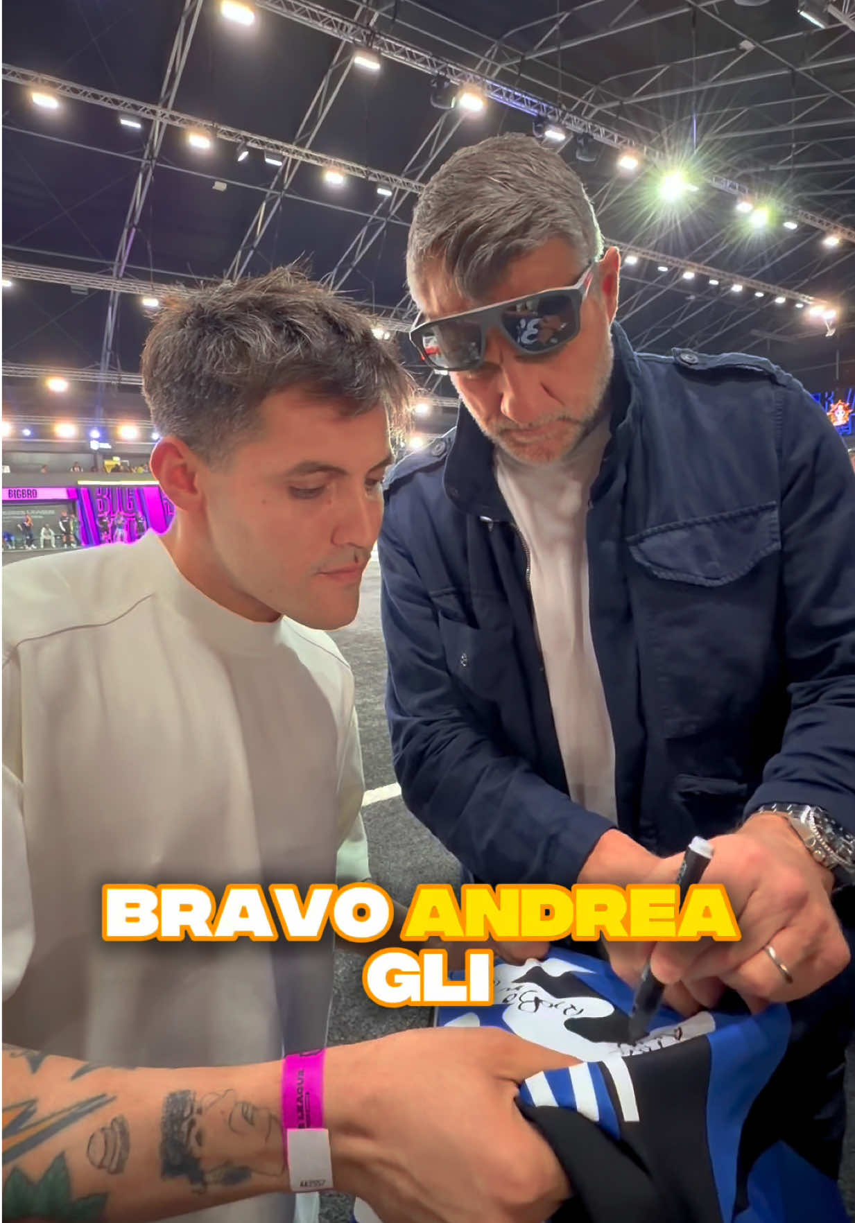 @Andrea Riccio