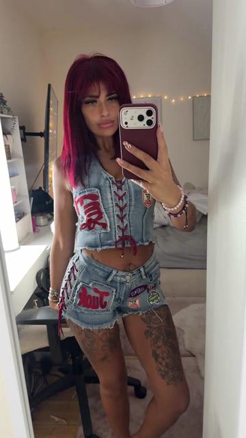 @Shannonpaige🍒🧿