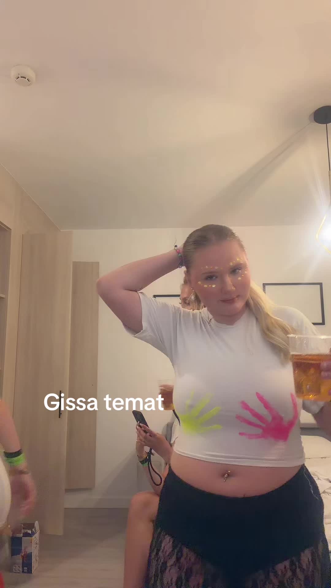 @Nora💞💕💝💖💓