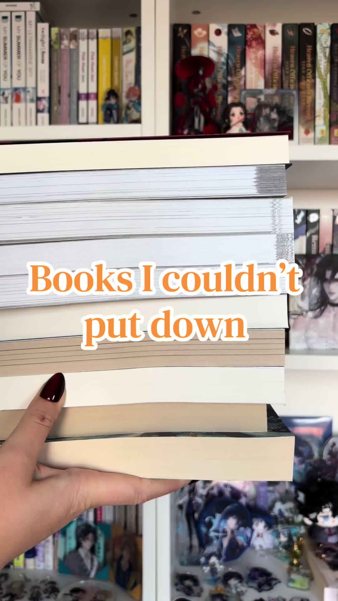 @Mii’s book corner 📚🤍
