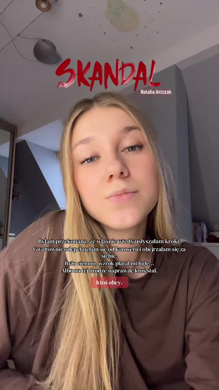 @bookswithcookie_