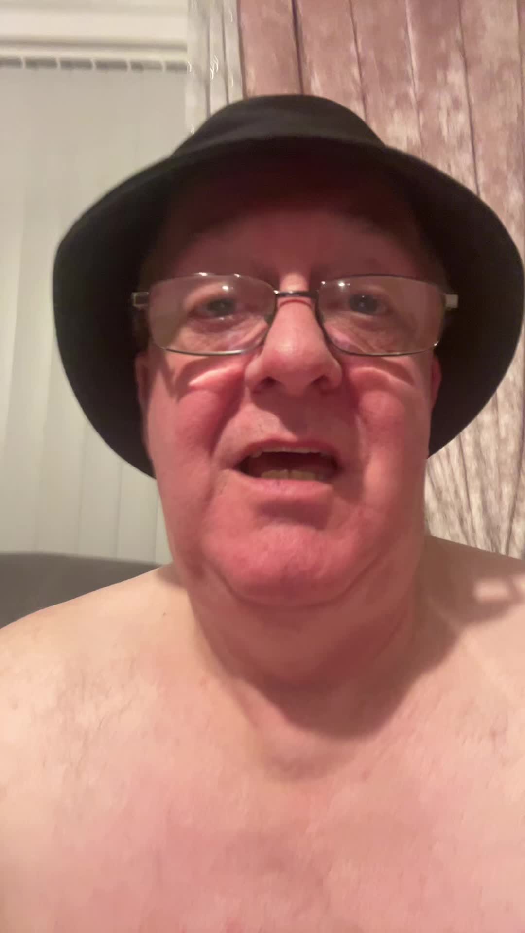 @TECHNO GRANDAD