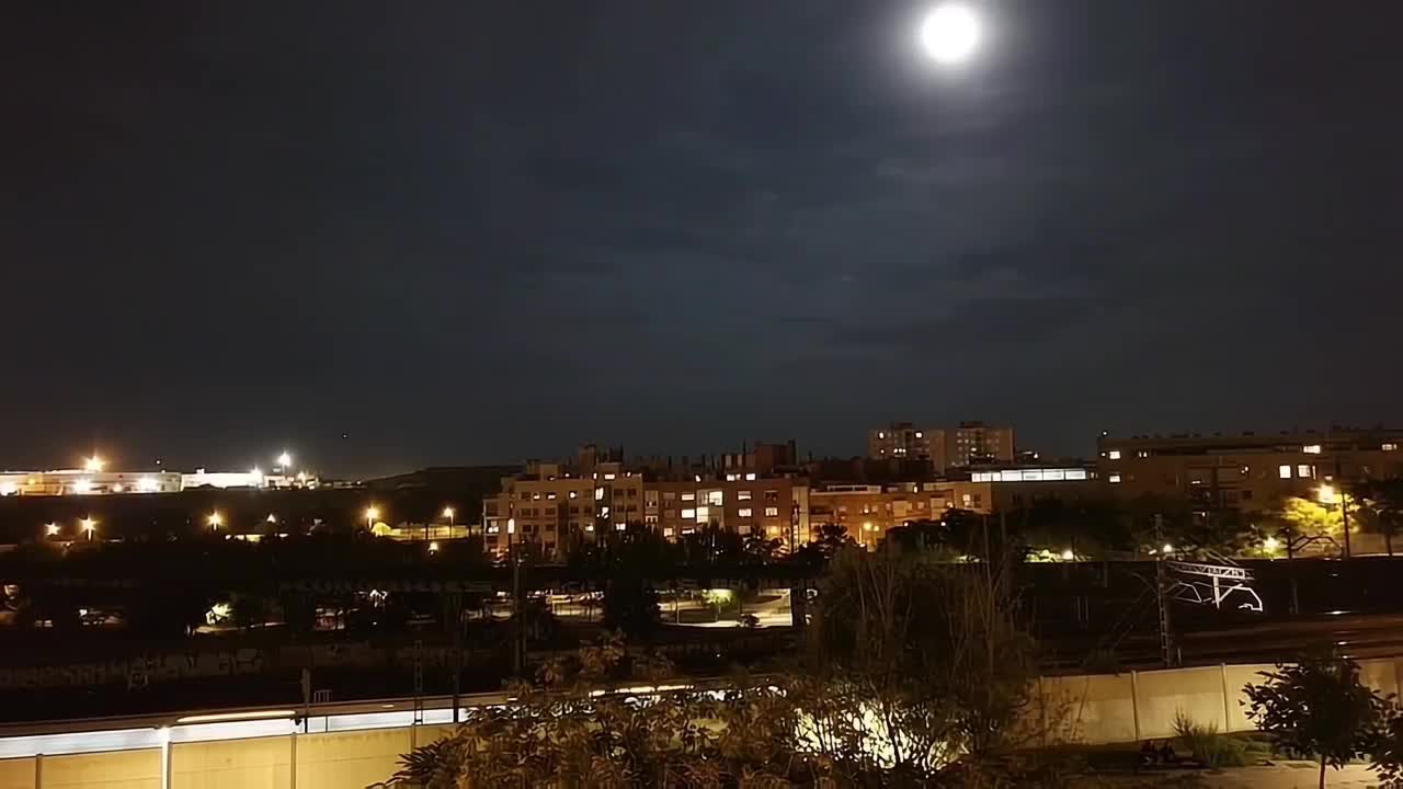 @Juan María Hernández