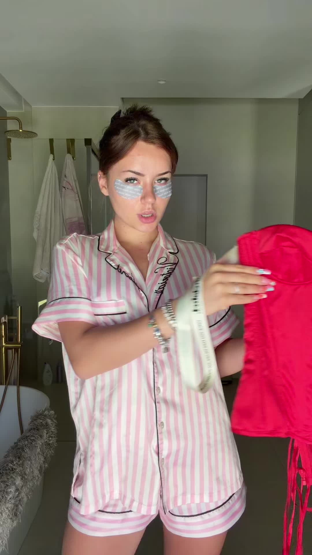@Alice Oakley