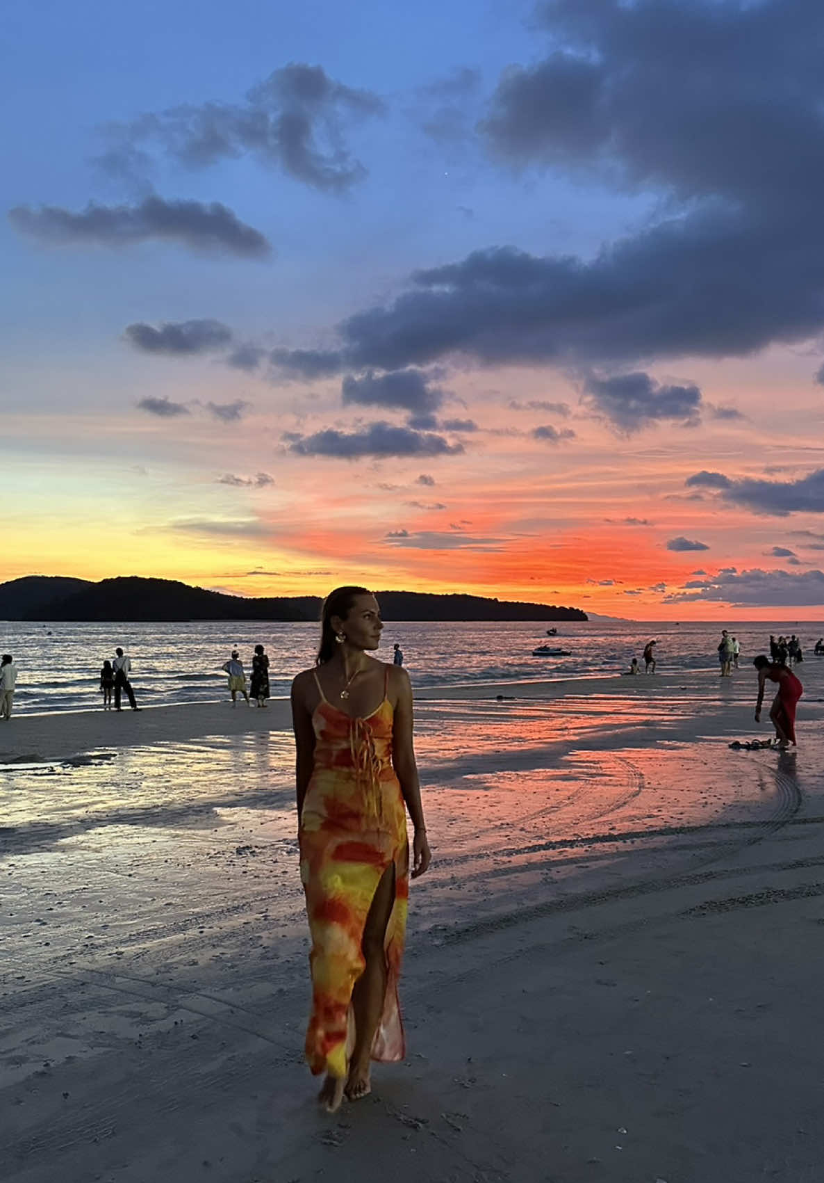 @Adine 🌙🧡