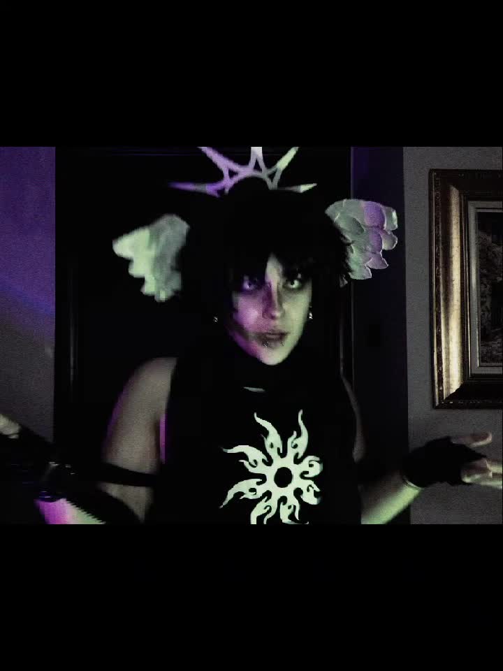@⦻Purple guy⦻