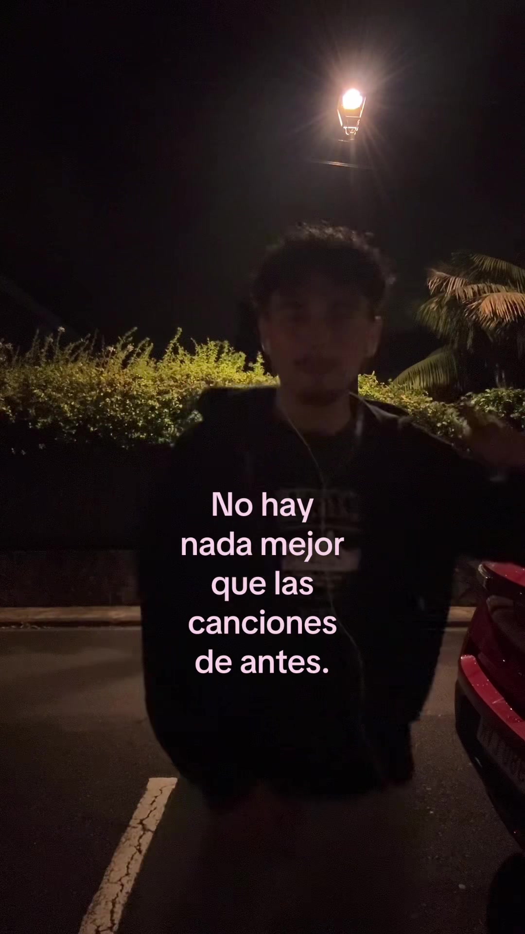 @carlosbelloo__