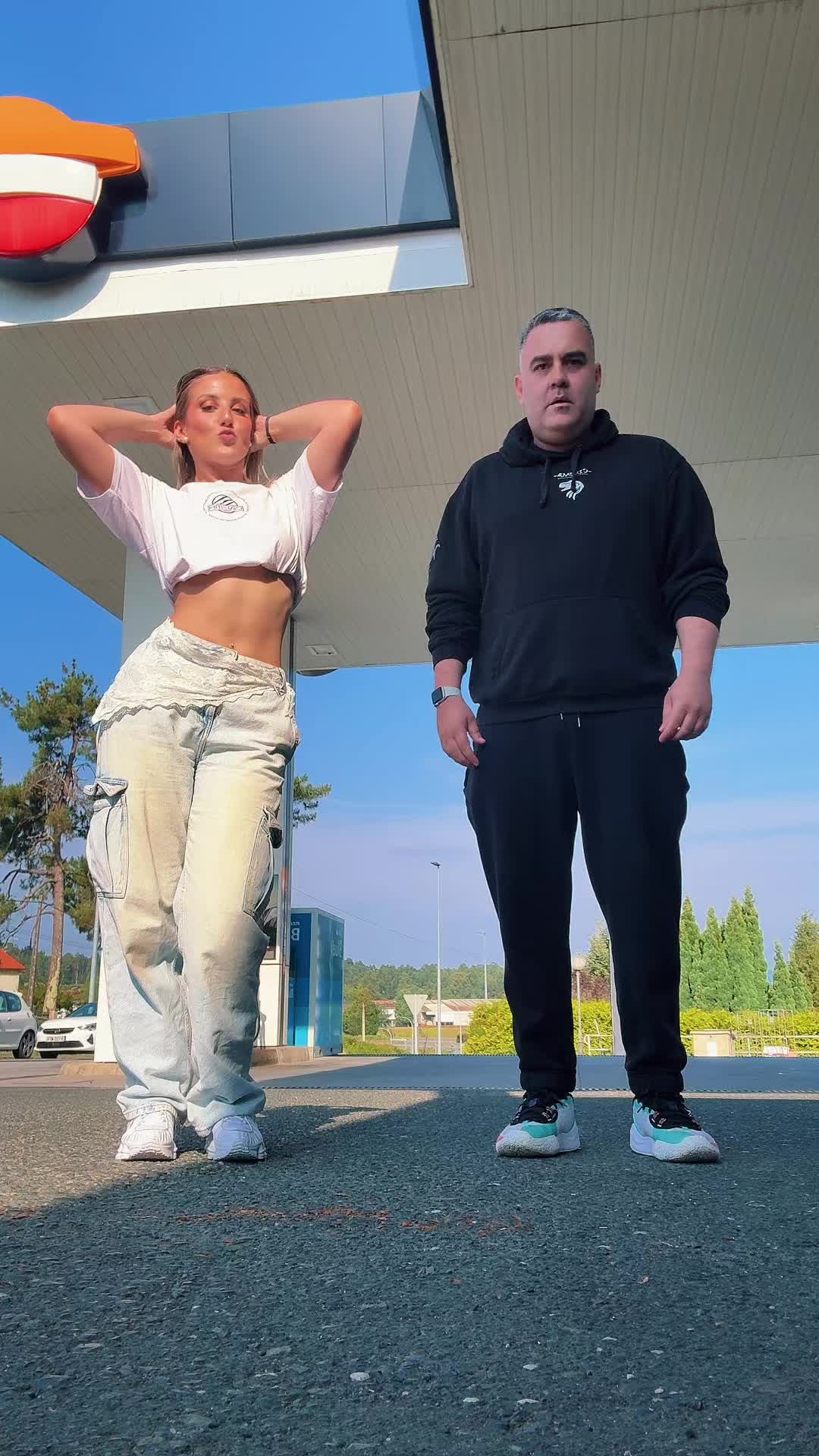 @luciaaaiglesias