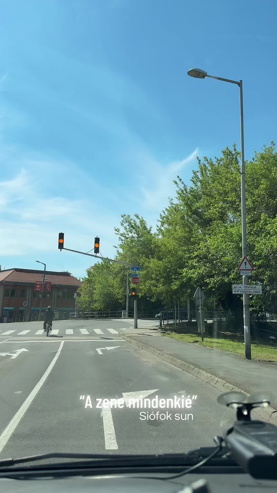 @Téglási István