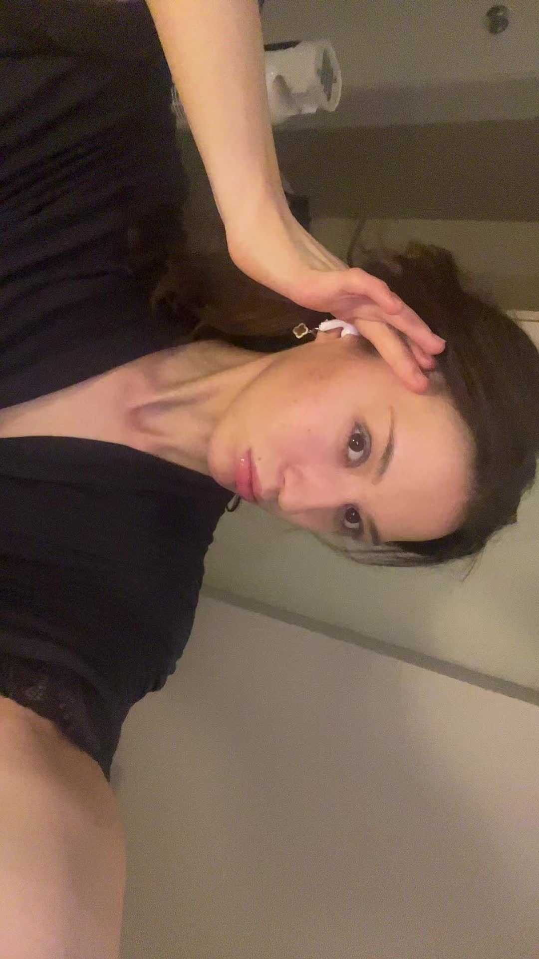 @ellalouiseclark