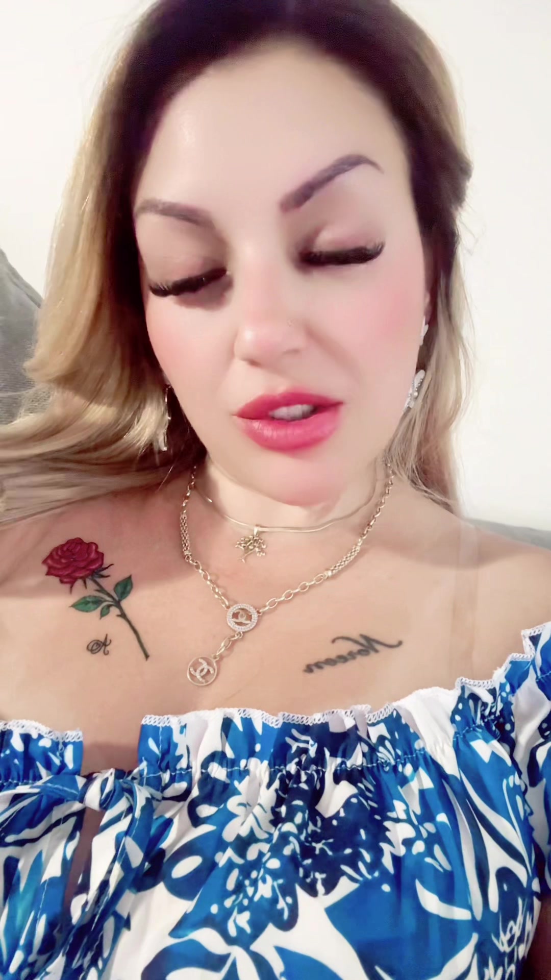 @AyeshaAkbar🩷